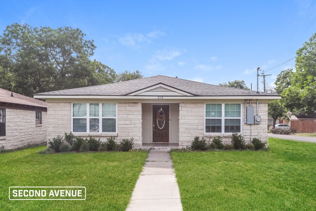 Building Photo - 2114 S Tyler St Rental