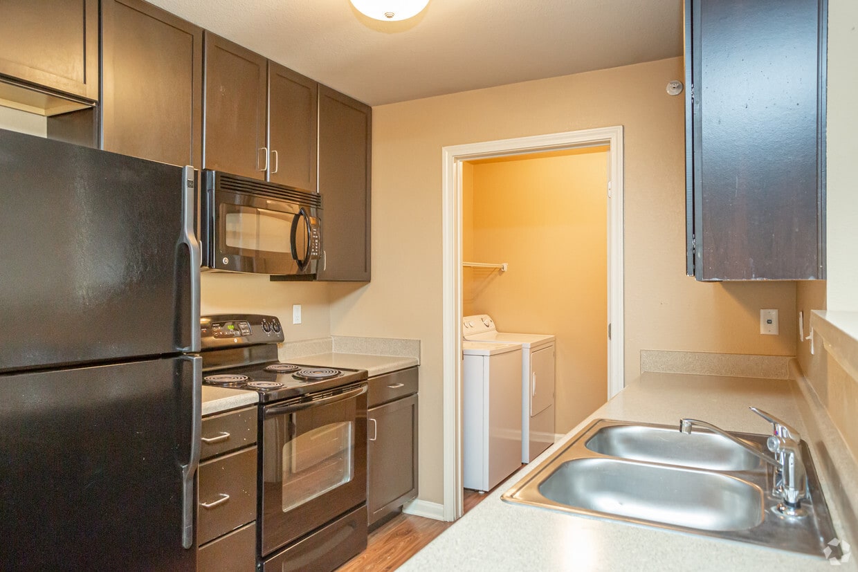Floor Plan - Three Bed Three Bath