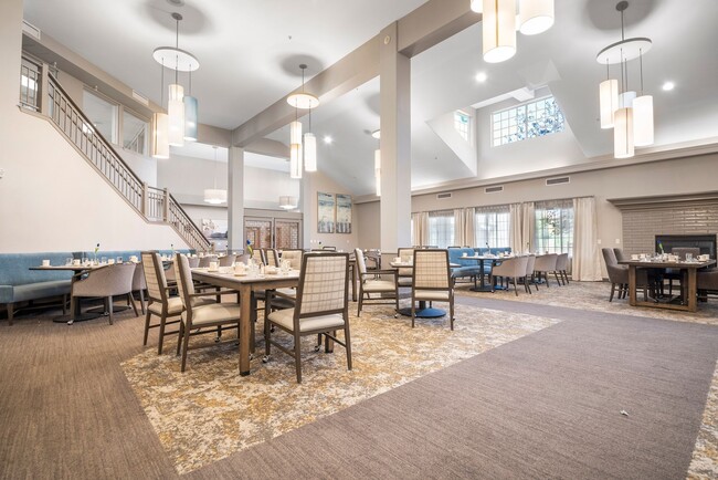 Community Dining - Highland Trail Senior Apartments