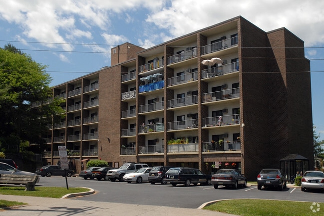 Building Photo - Westgate Apartments