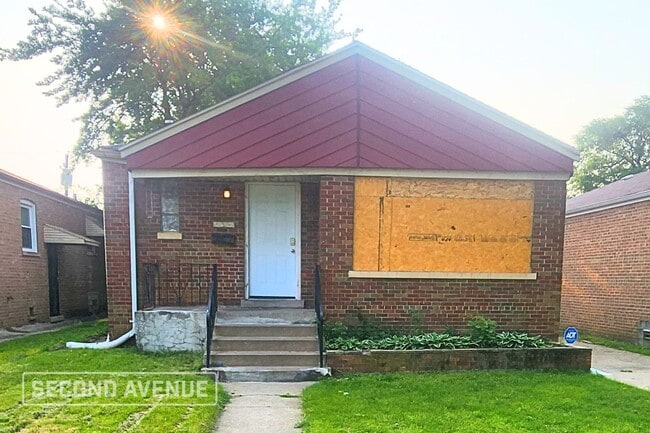 Building Photo - 12539 S Stewart Ave Rental