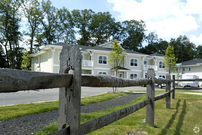 Riverbay Gardens 55+ - Bayville, NJ | After55
