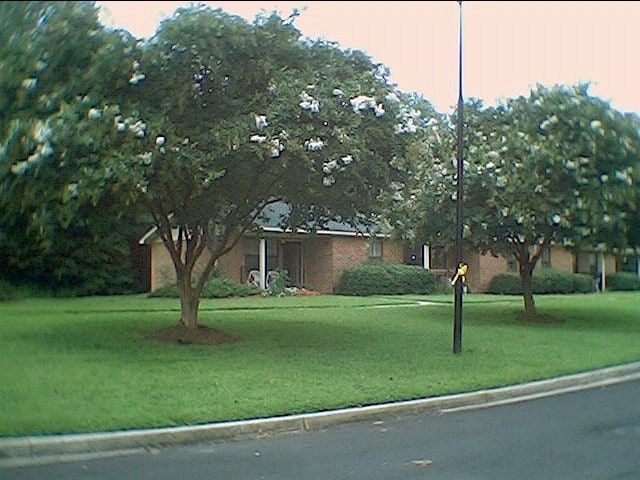 Primary Photo - Woodview Apartments