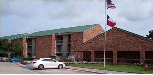 Primary Photo - Optimist Village Rental