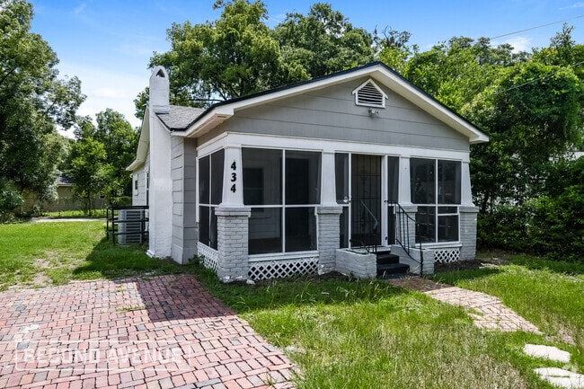 Building Photo - 434 Tallulah Ave Rental