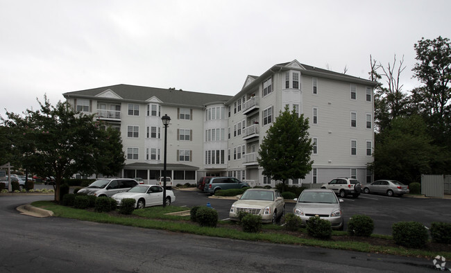 Building Photo - Sea Side Court Rental