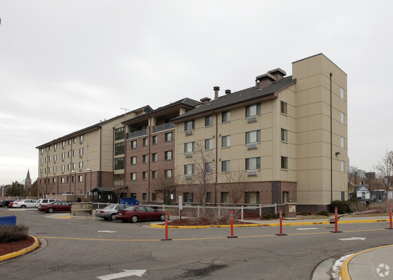 Photo - North Lincoln Park Homes Apartments