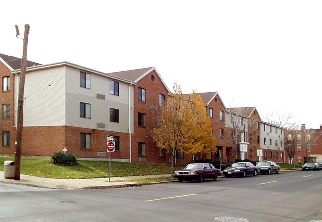 Building Photo - Alexian Court Rental