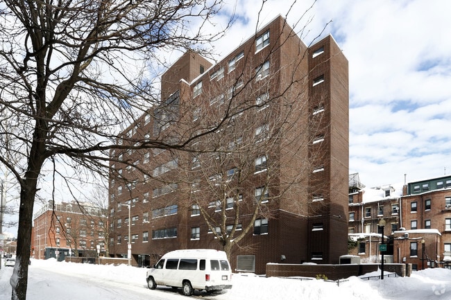 Primary Photo - Hampton House Rental