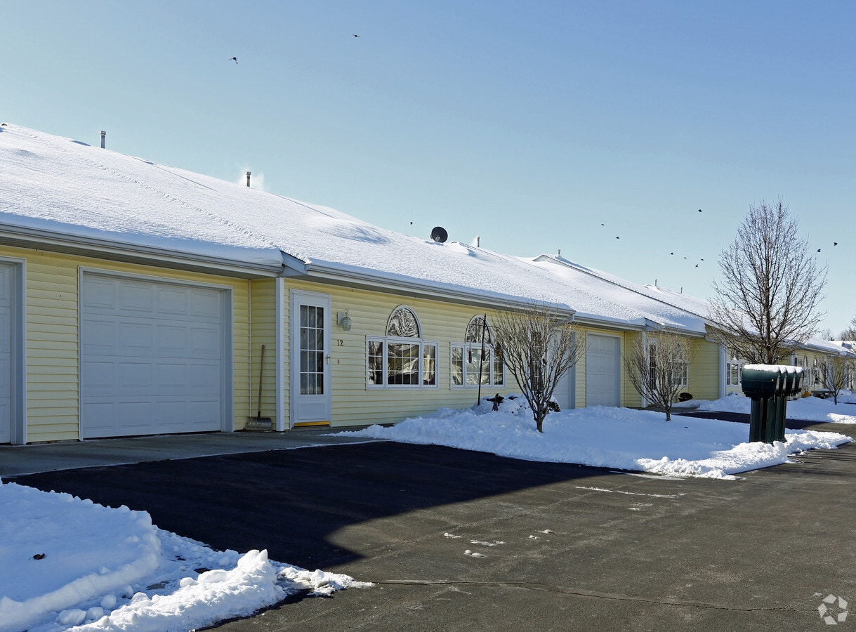 Stellhorn Retirement Community Apartments Fort Wayne, Indiana 0