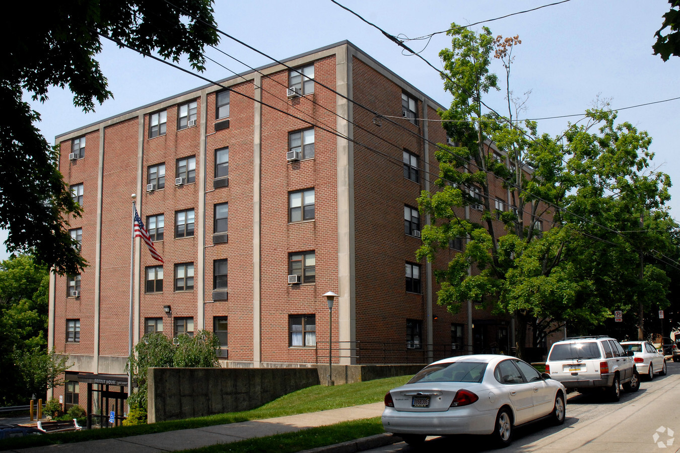 Bodder House - Bodder House Apartments