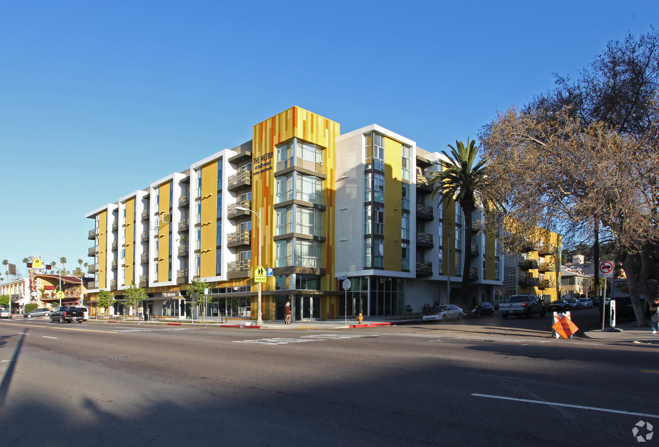 Metro at Hollywood Senior Apartments - Metro at Hollywood Senior Apartments