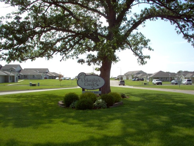 Building Photo - Murphy's Creek Townhomes