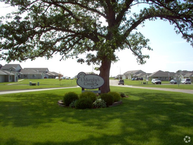 Building Photo - Murphy's Creek Townhomes