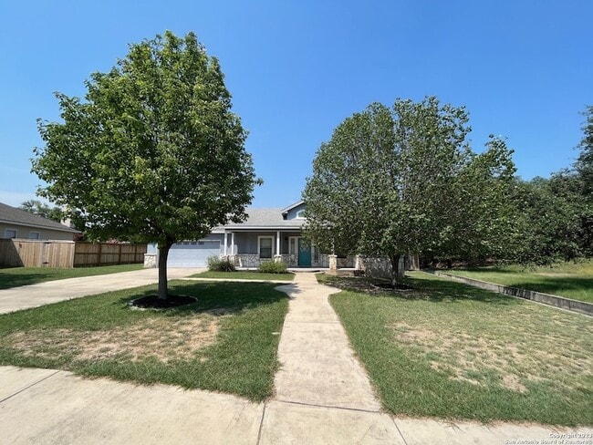 Photo - 1835 White Tail Ln Rental