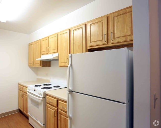 Middlecrest Crossing 55+ Senior Apartments Middletown, New York 0 unit available After55