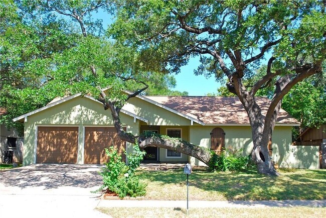 Building Photo - 11724 Running Fox Trail Rental