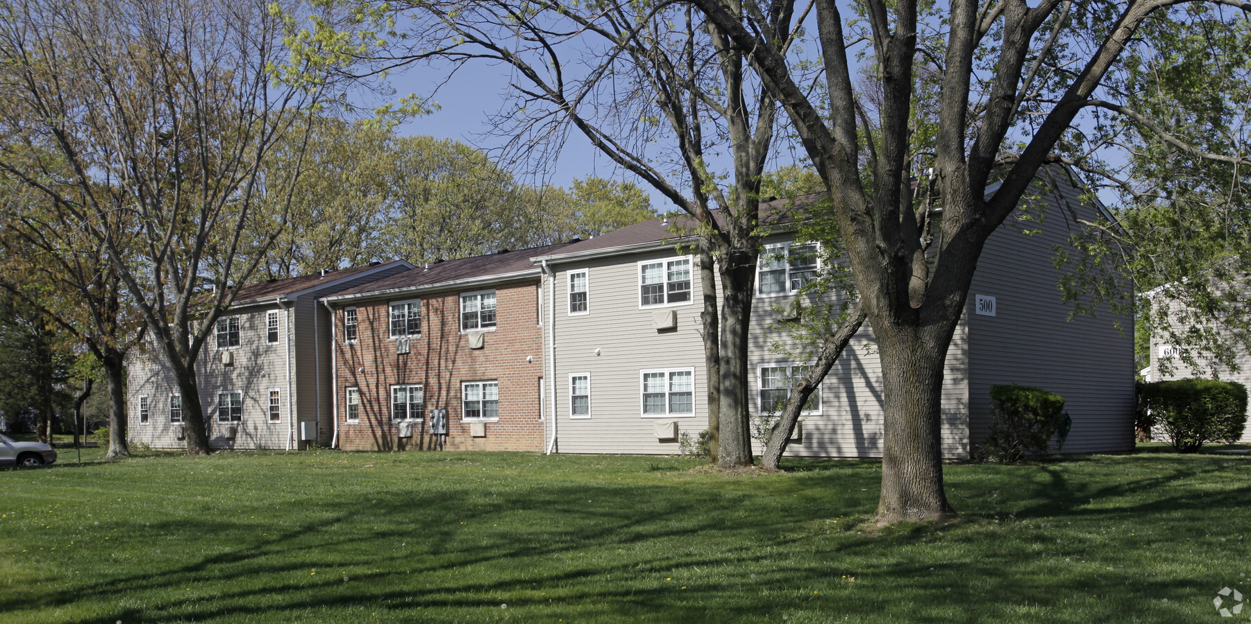 Photo - Paumanack Village I & II Apartments