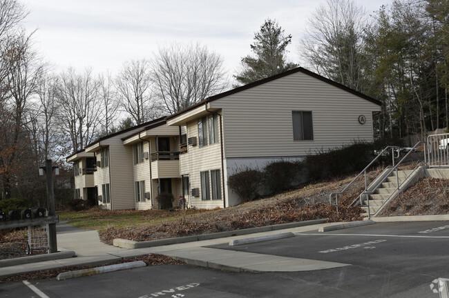 Blue Ridge - Blue Ridge Apartments