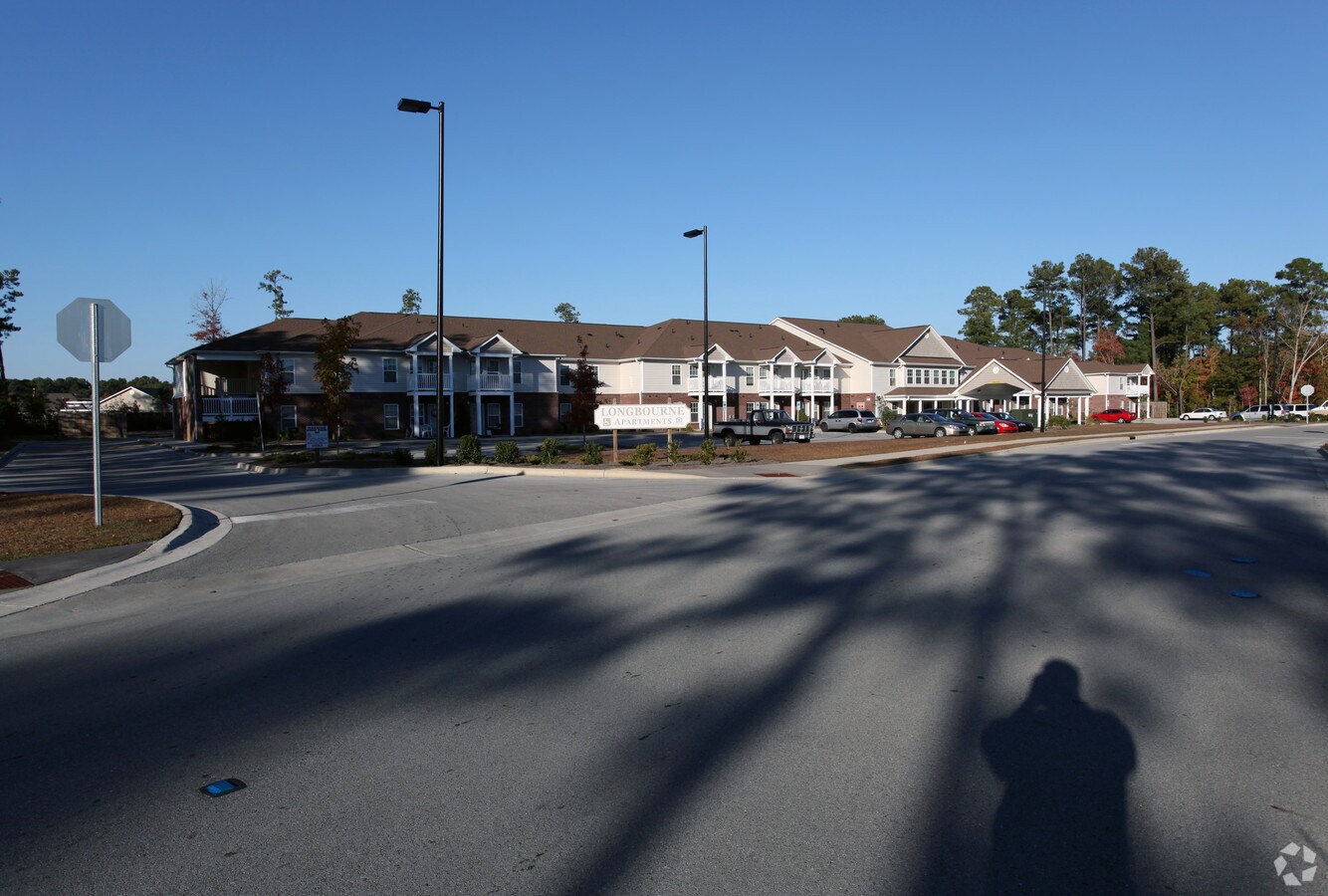 Longbourne Apartments Jacksonville, North Carolina 0 unit available