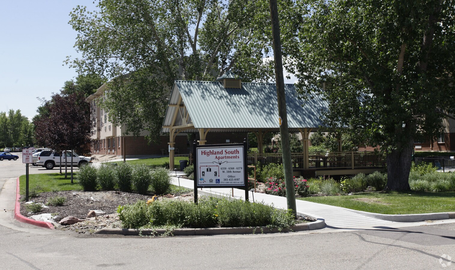 Highland South Apartments Wheat Ridge, Colorado 0 unit available