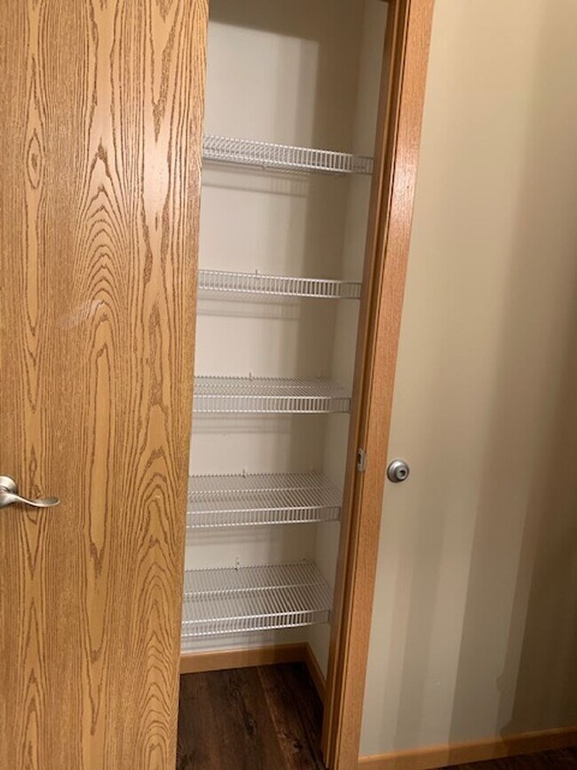 Michael Heights Apartments La Crosse, Wisconsin 3 units available