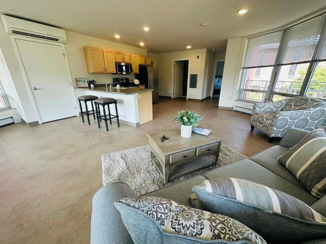Building Photo - Berkshire at The Grove Rental