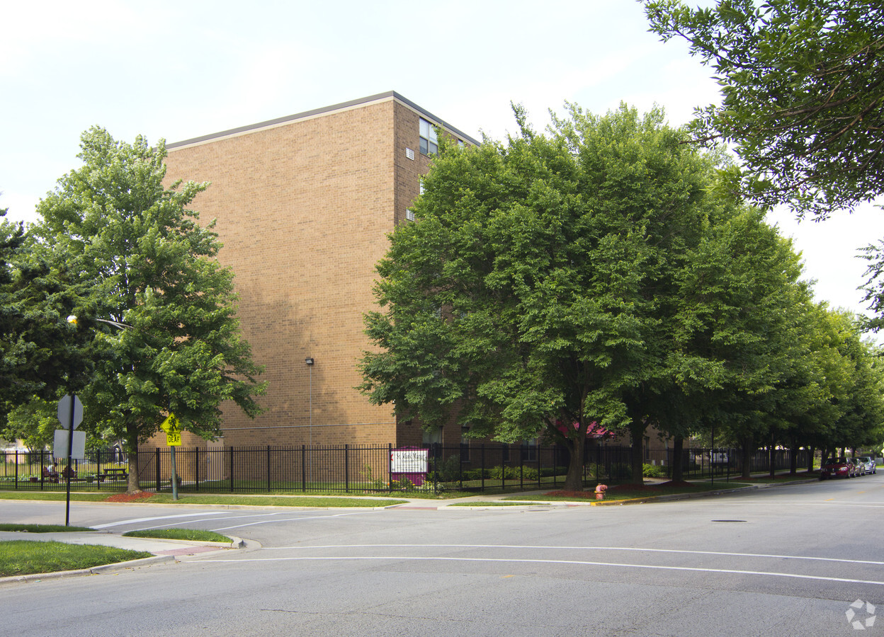 St Mark Manor - St Mark Manor Apartments