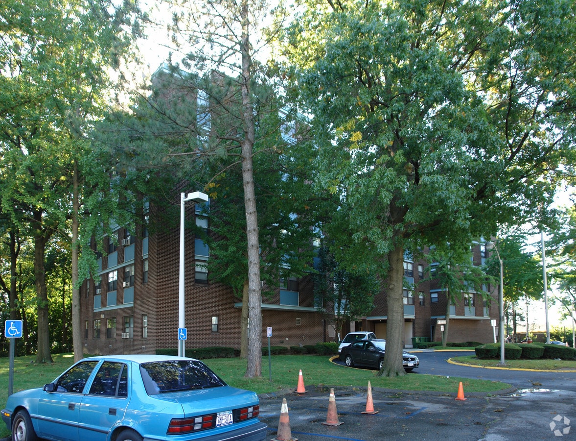 1022 Drew St Apartments Port Chester, New York 0 unit available