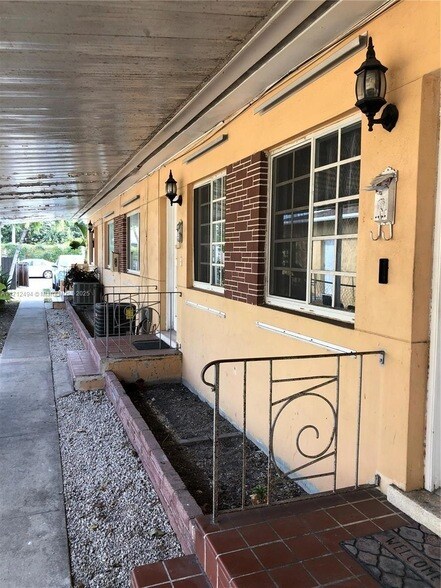 Photo - 751 SW 10th St Unit 755 Apartment