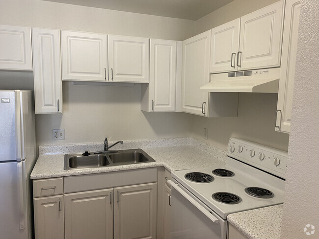 Kitchen - Summercrest Villas Senior Apartments