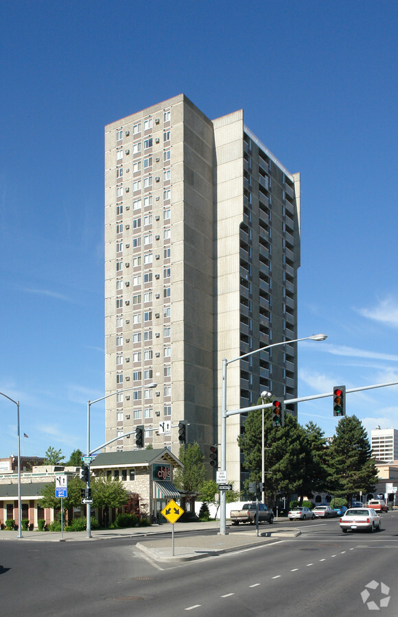 Park Tower - Park Tower Apartments