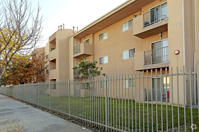 Building Photo - ML Shepard Manor (55+ Community) Rental