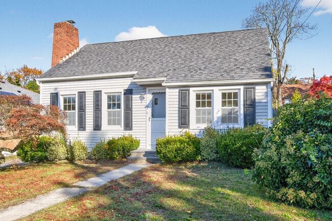 Building Photo - 7 Tildean Ln