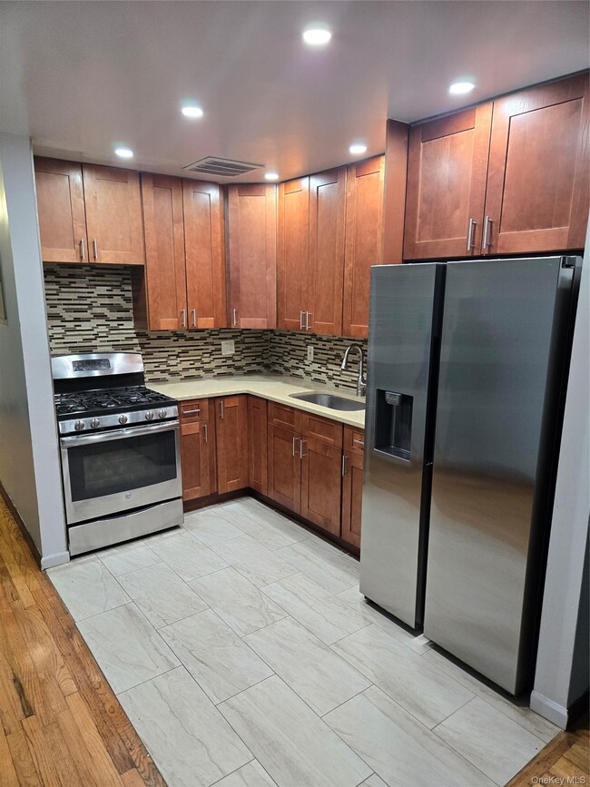 Building Photo - 3809 Barnes Ave