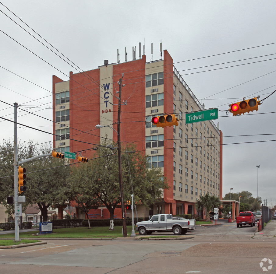 Photo - Woodland Christian Towers Apartments