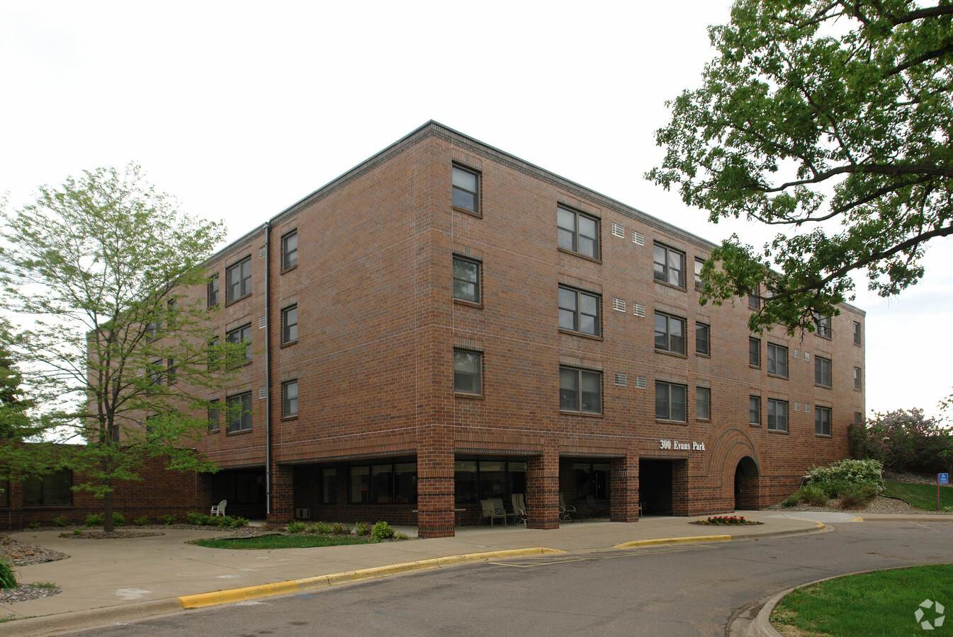 Angel Ridge - Angel Ridge Apartments