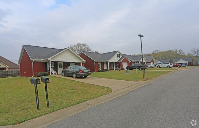 Building Photo - Countrywood Apartments