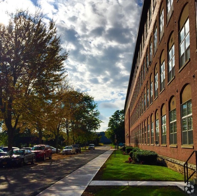 Building Photo - Fulton Mill Apartments