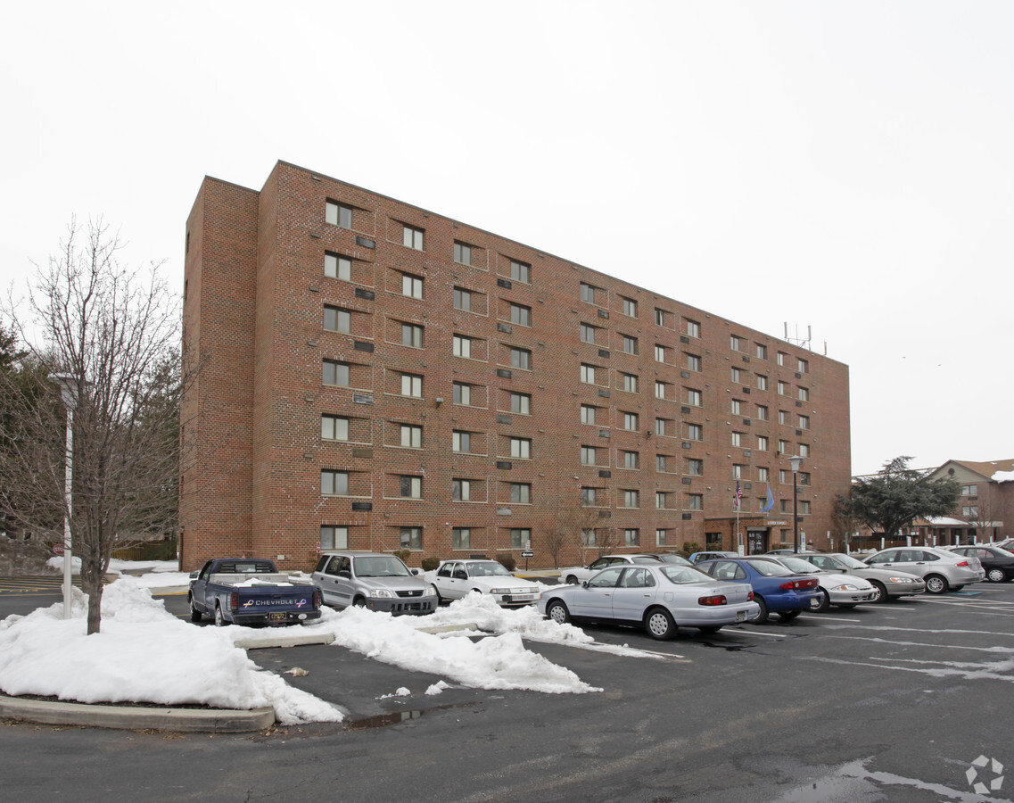 Luther Towers of Dover - Luther Towers of Dover Apartments