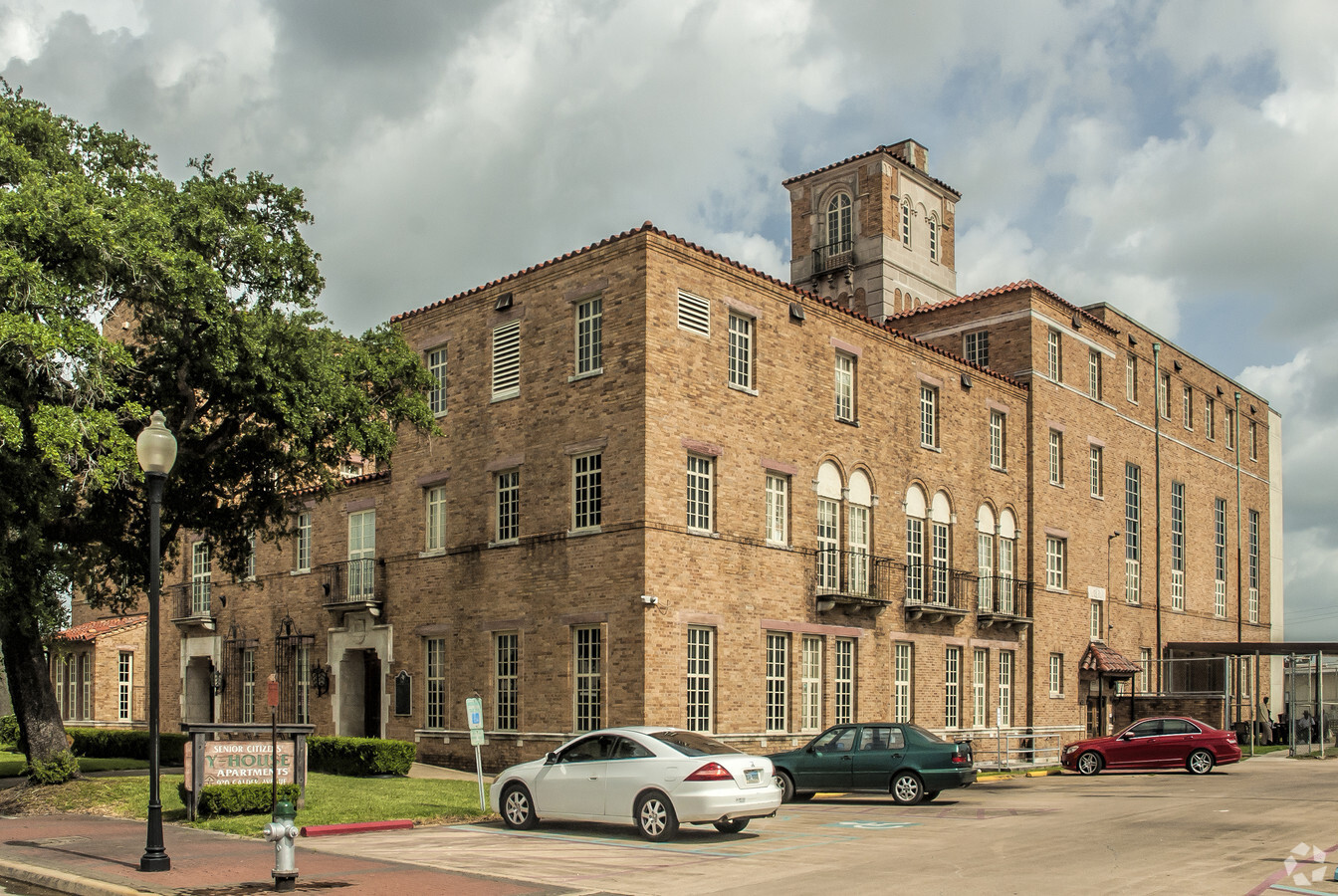 Senior Citizen's Y-House - 62+ - Senior Citizen's Y-House - 62+ Apartments