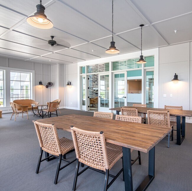 The Hendrickson Apartments Falcon Heights, Minnesota 4 units