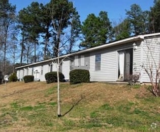 Primary Photo - North Hill Place Apartments
