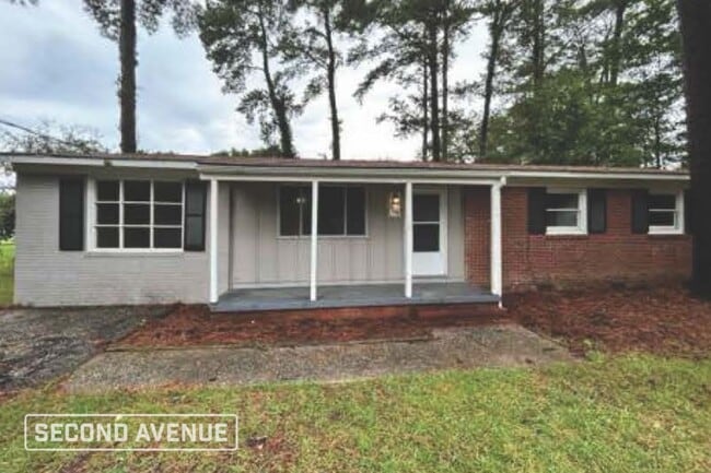 Building Photo - 5041 Inverness Dr Rental