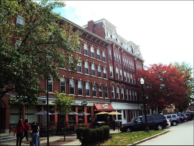 Building Photo - Central Square Terrace Rental