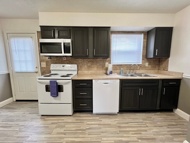 The Woods Apartments - The Woods Apartments