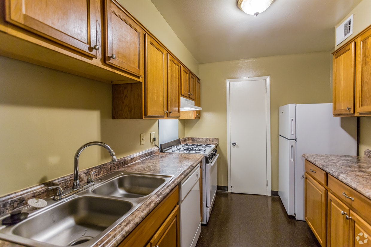 Floor Plan - 3 Bed 1 Bath