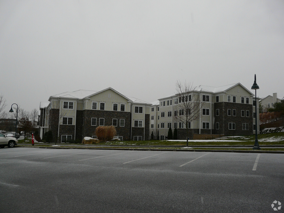 Atria Rye Brook - Atria Rye Brook Apartments