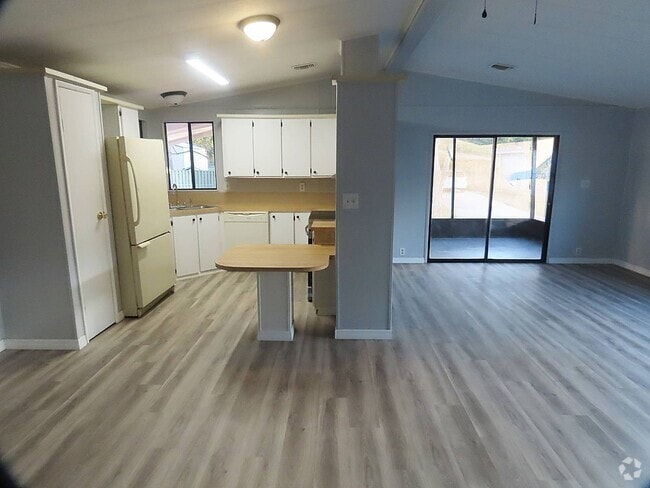 Building Photo - 1077 Quail Dr Rental