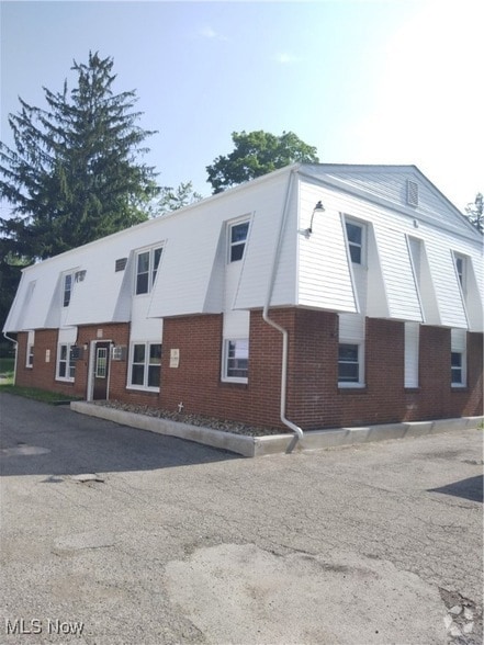 Building Photo - 127 Shields Rd Rental